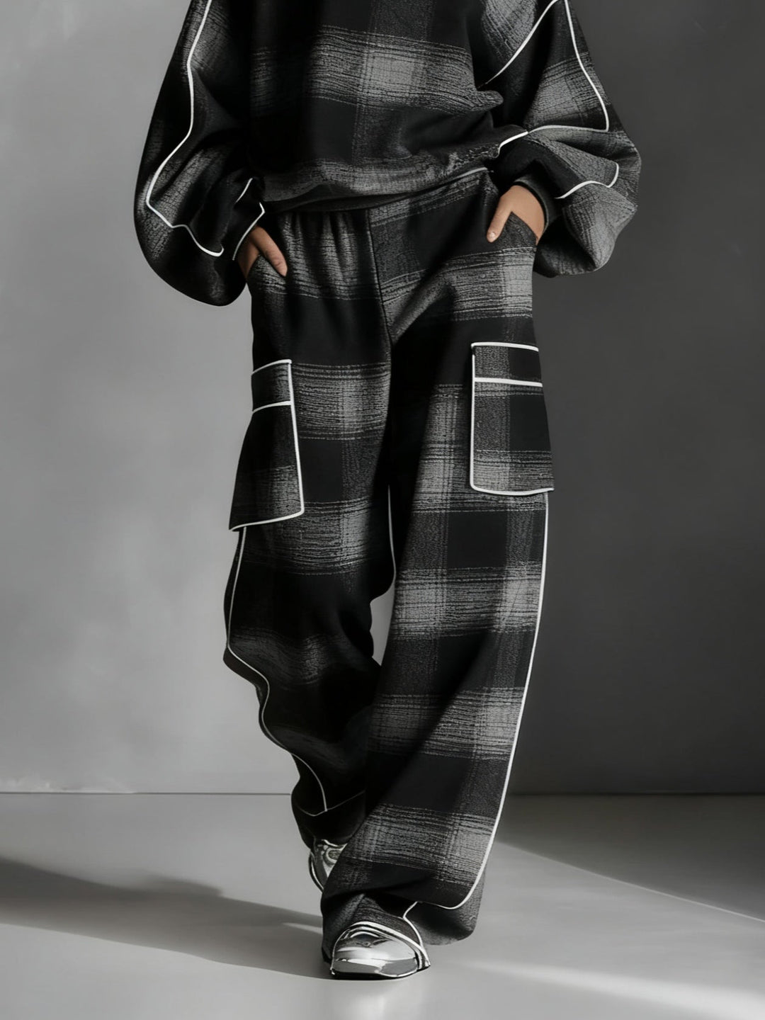 Black & Grey Plaid Sweatshirt & Casual Pants Set
